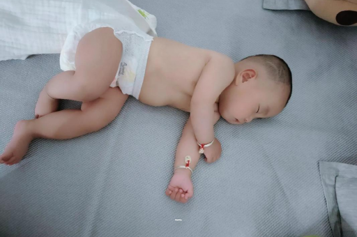 沙河宝宝老打喷嚏怎么办